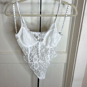 Miss Guided Womens Floral Lined Lace Adjustable Sheer Mesh Bodysuit White Size 6